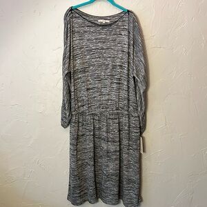 Sejour Stretchy Zip Long Sleeved Knit Dress